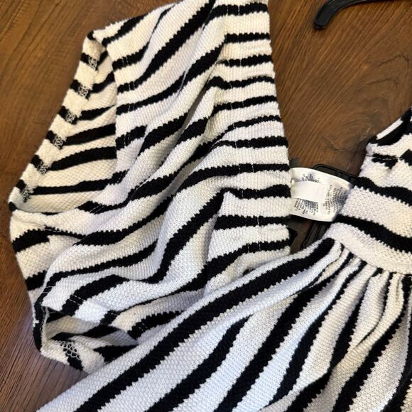Vince Camuto Baby Girl Textured Stripe Dress w/ Diaper Cover | 24 Months | NWT - Picture 3 of 5